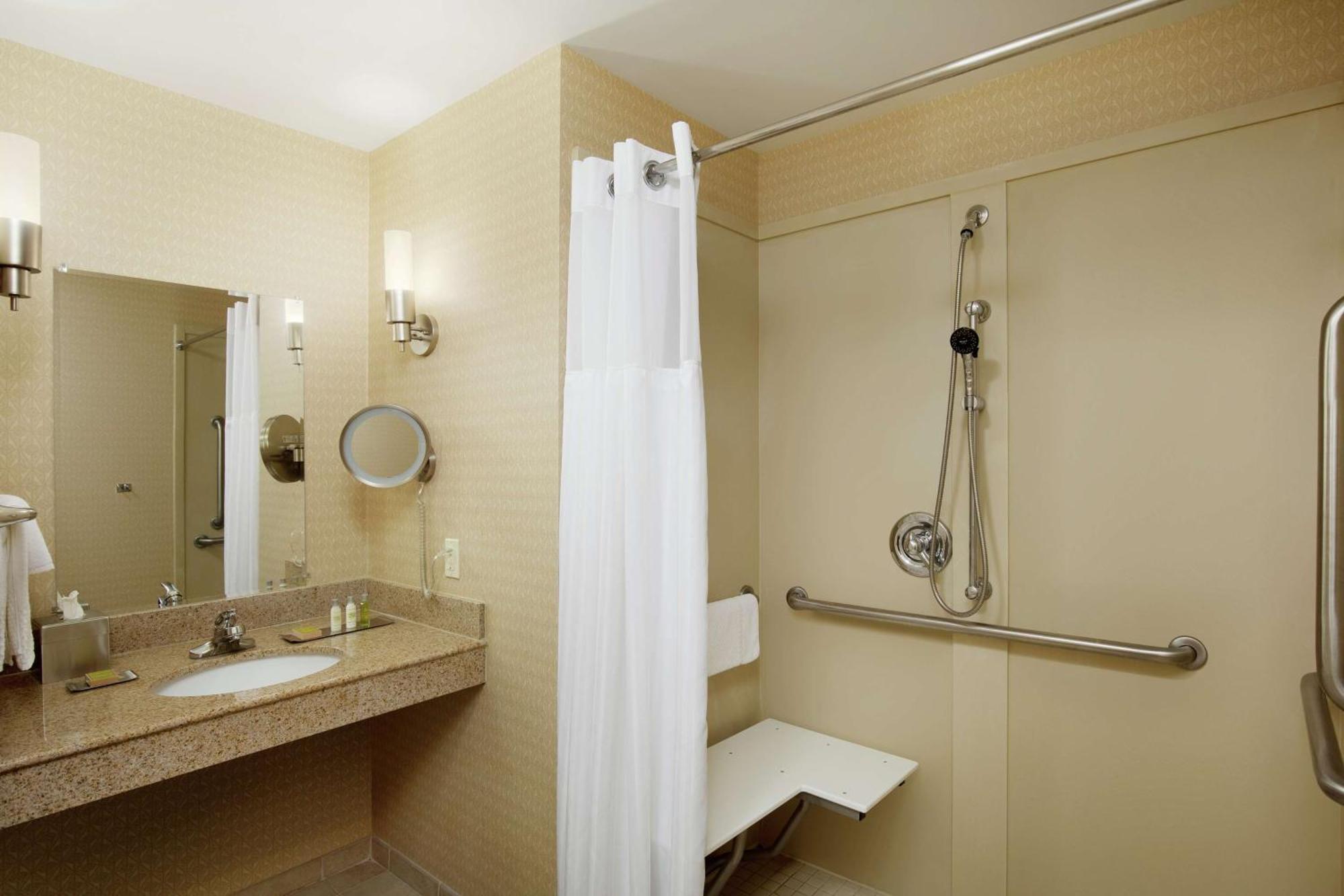 Doubletree Richmond Airport Sandston